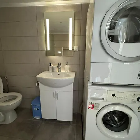 Takis Apartment Nea Iraklitsa